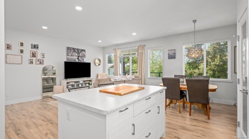 2563 Brookfield Dr, Courtenay, BC 