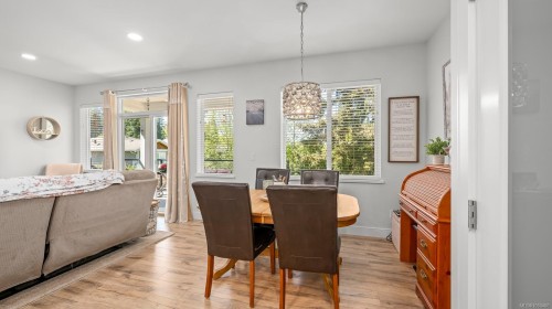 2563 Brookfield Dr, Courtenay, BC 