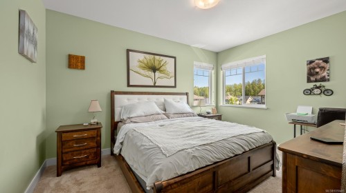 2563 Brookfield Dr, Courtenay, BC 