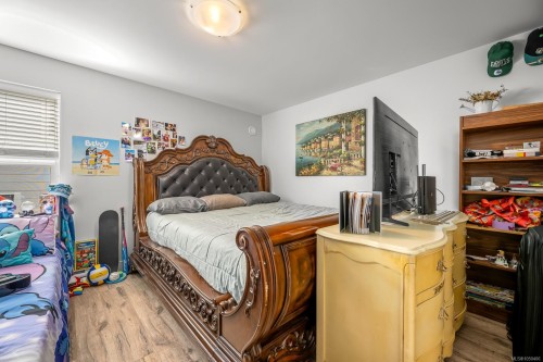 2563 Brookfield Dr, Courtenay, BC 