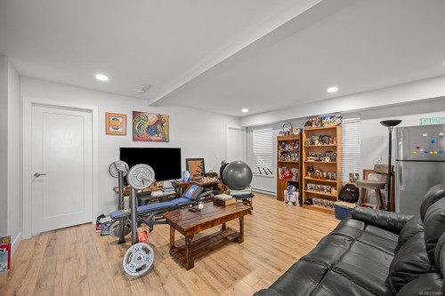 2563 Brookfield Dr, Courtenay, BC 
