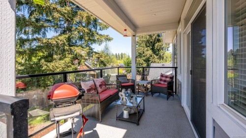 2563 Brookfield Dr, Courtenay, BC 