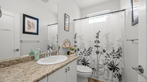 2563 Brookfield Dr, Courtenay, BC 