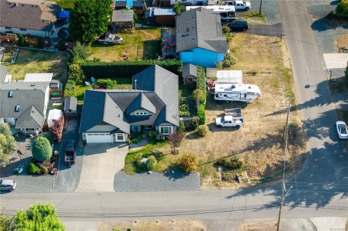 1254 Ormonde Rd, Parksville, BC 