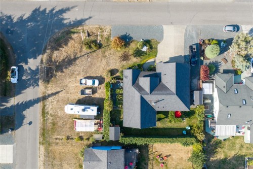 1254 Ormonde Rd, Parksville, BC 