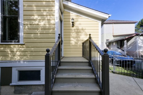 737 Vancouver St, Victoria, BC 