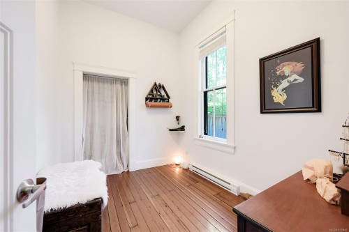 737 Vancouver St, Victoria, BC 