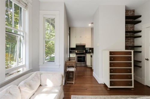 737 Vancouver St, Victoria, BC 