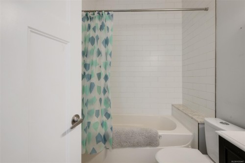 737 Vancouver St, Victoria, BC 