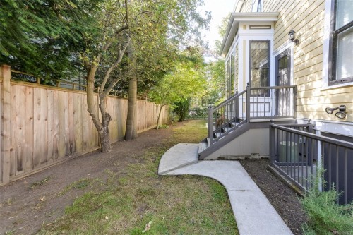 737 Vancouver St, Victoria, BC 