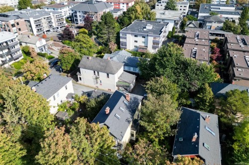 737 Vancouver St, Victoria, BC 