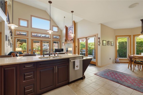 543 Stonewater Dr, Nanaimo, BC 