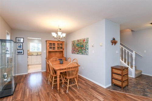 2233 Bolt Ave, Comox, BC 