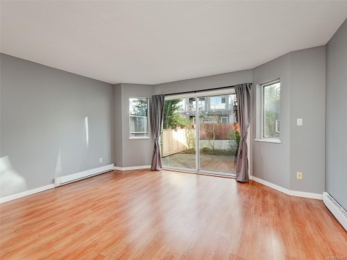 #4-9923 Seventh St, Sidney, BC 