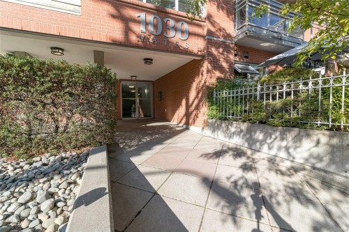 #505-1030 Yates St, Victoria, BC 