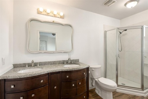 7031 West Saanich Rd, Central Saanich, BC 