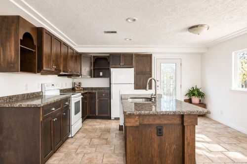 7031 West Saanich Rd, Central Saanich, BC 