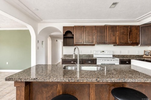 7031 West Saanich Rd, Central Saanich, BC 