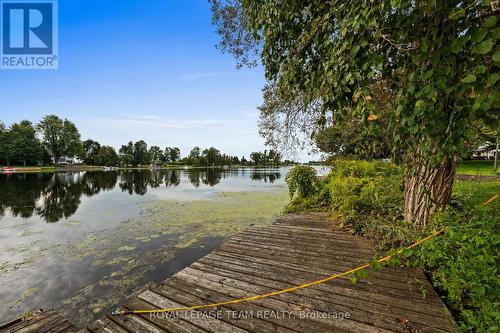 6591 Marina Drive, Ottawa, ON 