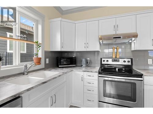 2092 Clover Drive, West Kelowna, BC 