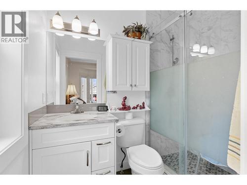 Primary Ensuite - 2092 Clover Drive, West Kelowna, BC 