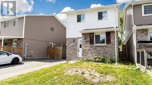424 CHALEUR AVENUE , Oshawa, Ontario L1J 6N7 2