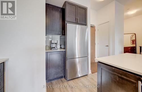 614 - 320 Plains Road E, Burlington, ON 