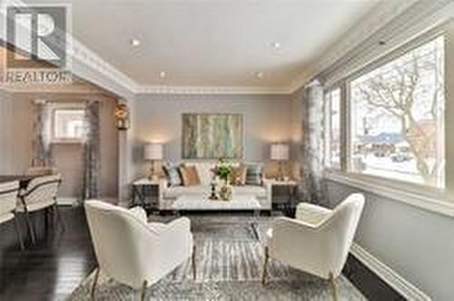 MAIN FLOOR - 4 PRINCEMERE CRESCENT , Toronto, Ontario M1R 3W9 5