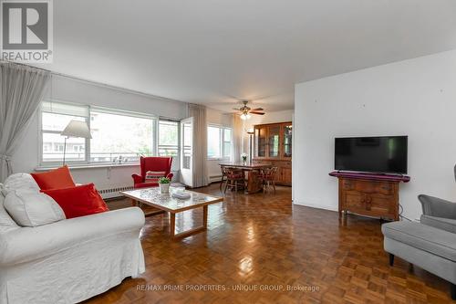 644 - 21 Dale Avenue, Toronto, ON 