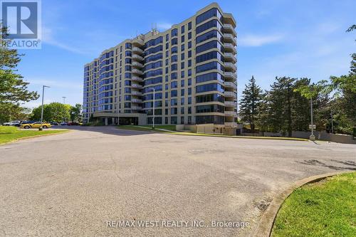 808 - 81 SCOTT STREET  St. Catharines, ON L2N 7L5