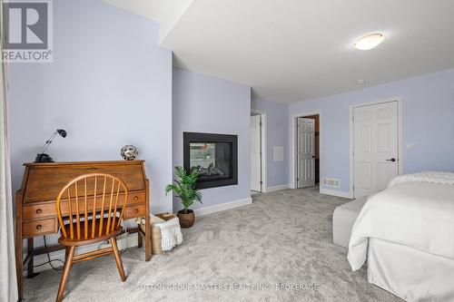 728 Newmarket Lane, Kingston (Rideau), ON 