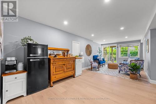 728 Newmarket Lane, Kingston (Rideau), ON 