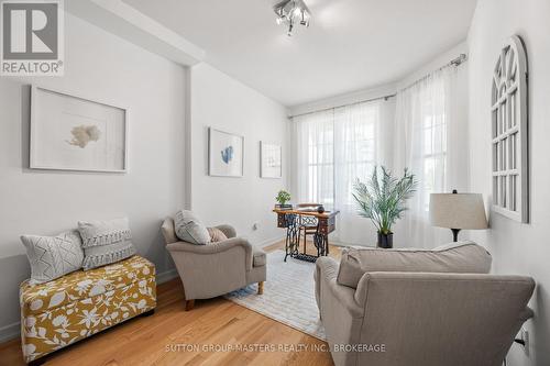 728 Newmarket Lane, Kingston (Rideau), ON 