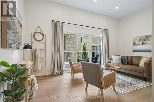 2222 Marine Drive, Oakville, ON 