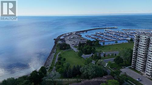 2222 Marine Drive, Oakville, ON 