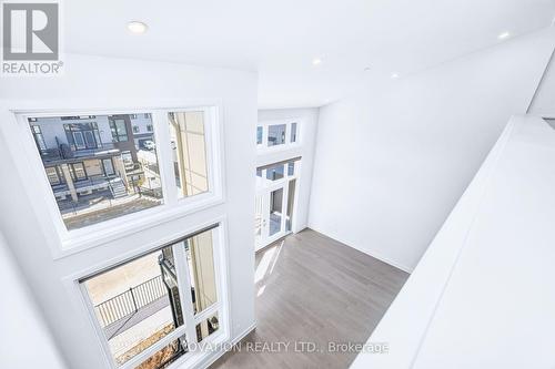 20 - 522 Crescendo Private, Ottawa, ON 