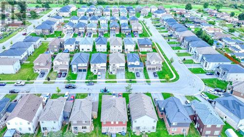 UPPER - 57 BETHUNE AVENUE , Welland, Ontario L3B 5W2 3