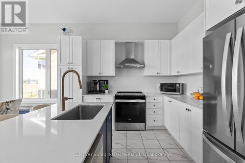6 Henderson Street, Essa, ON 