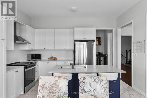 6 Henderson Street, Essa, ON 