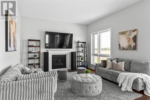 6 Henderson Street, Essa, ON 