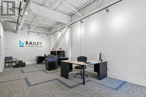 3 - 275 Hanlon Creek Boulevard, Guelph (Kortright Hills), ON 