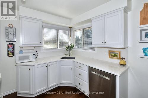 1812 Youngs Point Road, Selwyn, ON 