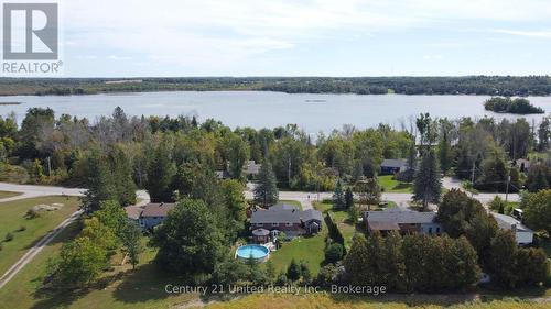 1812 Youngs Point Road, Selwyn, ON 