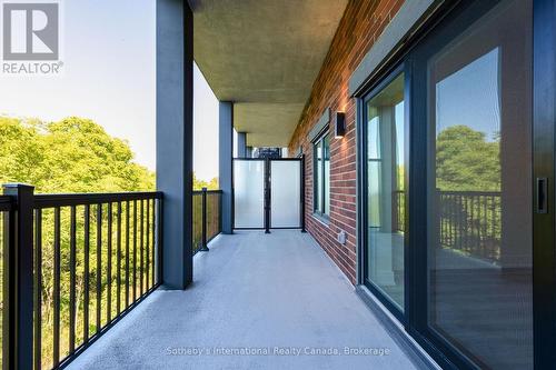 Balcony with Privacy - 316 - 121 Mary Street, Clearview (Creemore), ON 