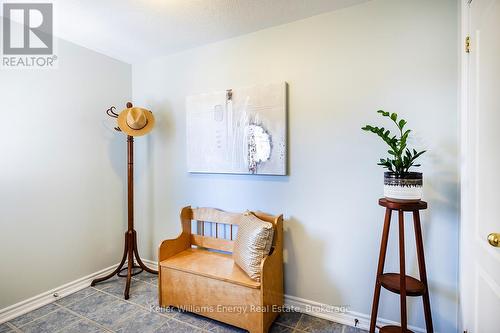Large foyer - 505 - 249 Ruttan Terrace, Cobourg, ON 