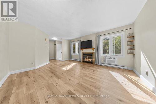 6 - 7 Timberview Way, Ottawa, ON 