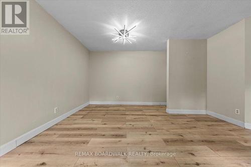 6 - 7 Timberview Way, Ottawa, ON 