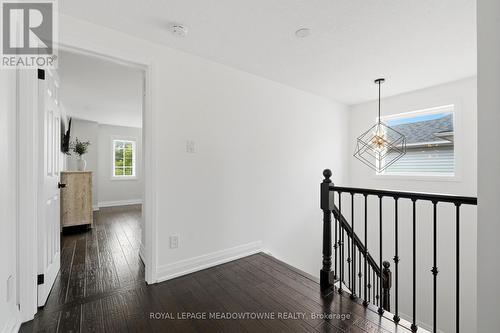 41 Beardmore Crescent, Halton Hills, ON 