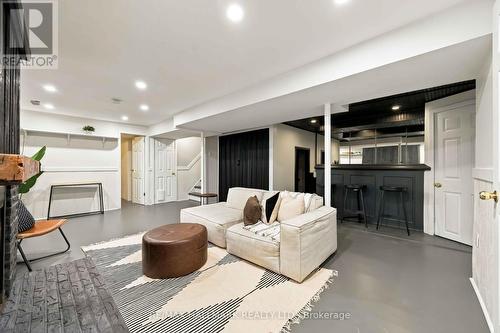 516 Creekview Circle, Pickering, ON 