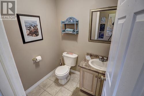 Powder Room - 9-13 Chalkers Lane, Avondale, NL 